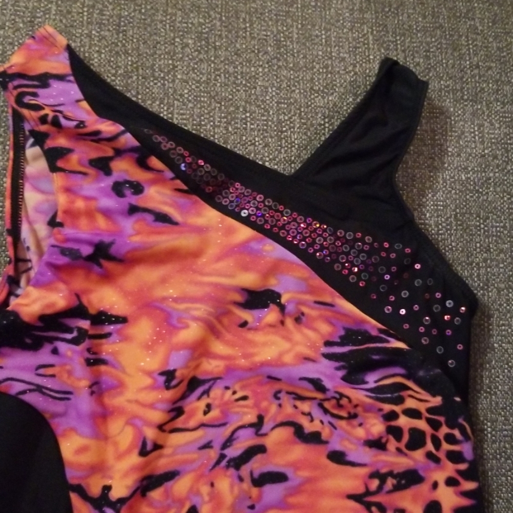 Gymnastic leotard